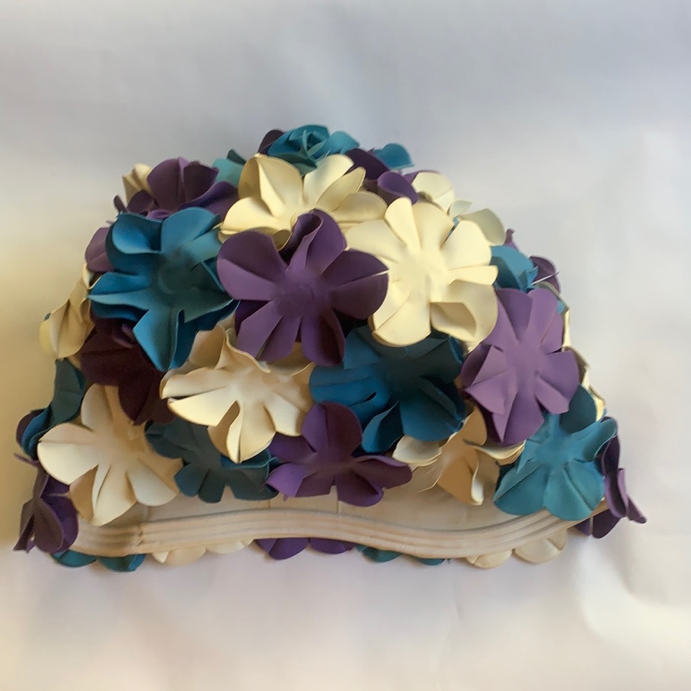 Vintage flowered swimming cap